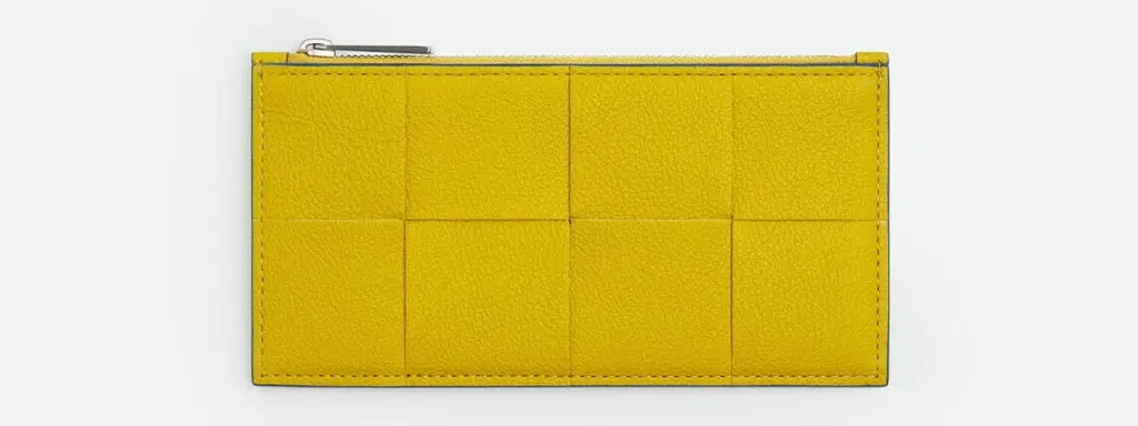 ボッテガ・ヴェネタのカセットシリーズから新作ウォレットが登場！買取