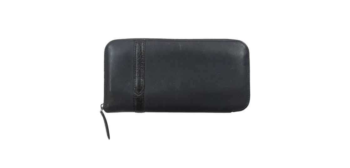 カミーユフォルネ ラウンドファスナー 長財布 ブラック 買取実績