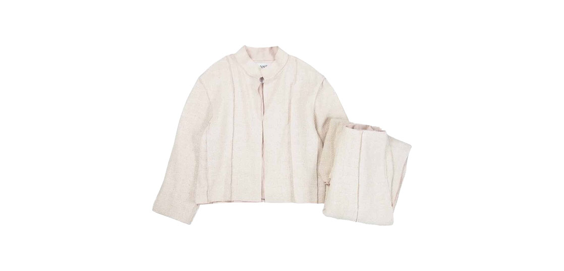 シャネル P13219W02504 99P ツイード CC刺繍 チェーン セットアップ 買取実績