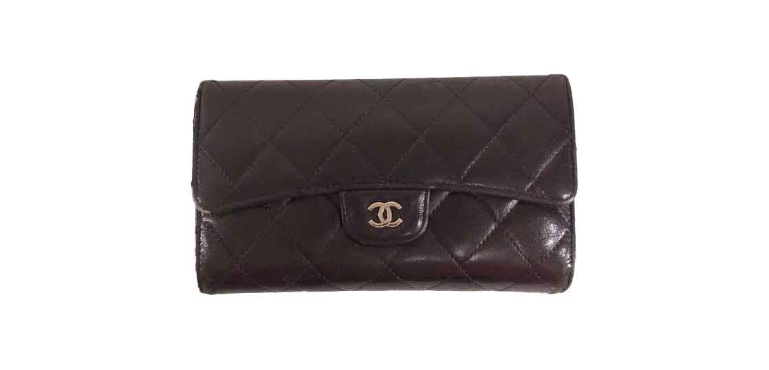 シャネル A31506 マトラッセ ラムスキン 3つ折り ウォレット 買取実績