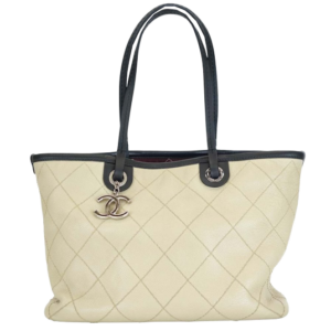 シャネル オンザロード キャビアスキン ワイルドステッチ ポーチ付き トートバッグ 買取実績