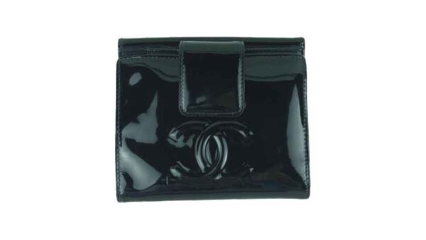 シャネル カメリア エナメル ココマーク 二つ折り 財布 イタリア製 ブラック 買取実績