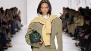 【最新版】ボッテガヴェネタ値上げ完全ガイド｜価格改定の理由と買取相場への影響　アイキャッチ画像