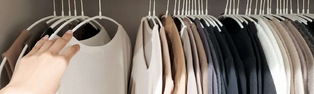 捨断離 服(洋服)断捨離した服を売る前に!高く売れるためのひと工夫 画像