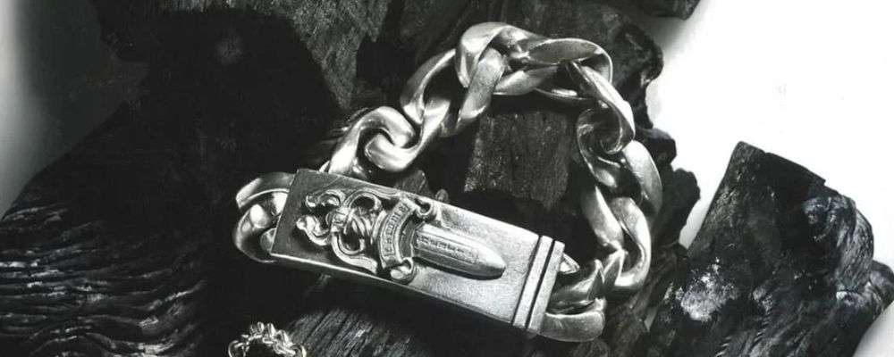 クロムハーツ理由2 生産数の少なさ・品薄状態・セレブ需要画像