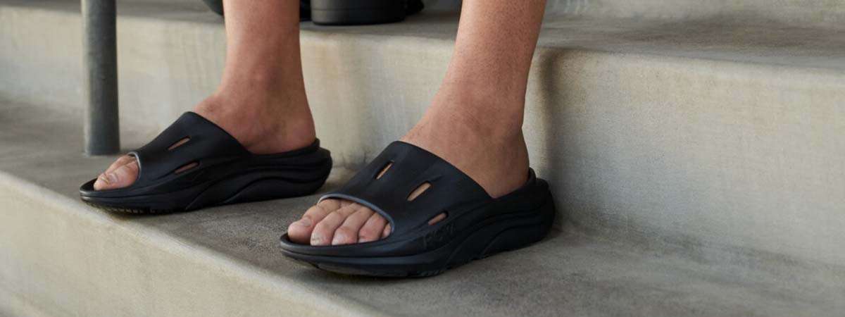 ホカオネオネ 【目的別】あなたに最適なHOKA(ホカオネオネ)の選び方 リカバリー向け 画像