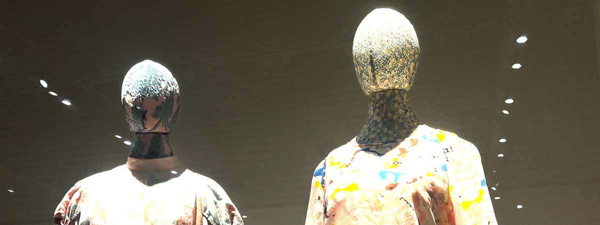 「つぐ ミナペルホネン展」の見どころ ミナペルホネンのデザインが生まれるまでの記録 score トルソー マネキン 画像