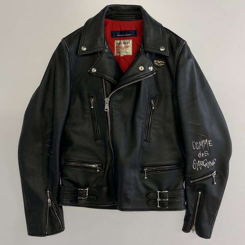 コムデギャルソン AD2018 KZ-J001 × Lewis Leathers ルイスレザー LIVE FREE DIE STRONG ダブルライダース レザー ジャケット 買取実績 画像