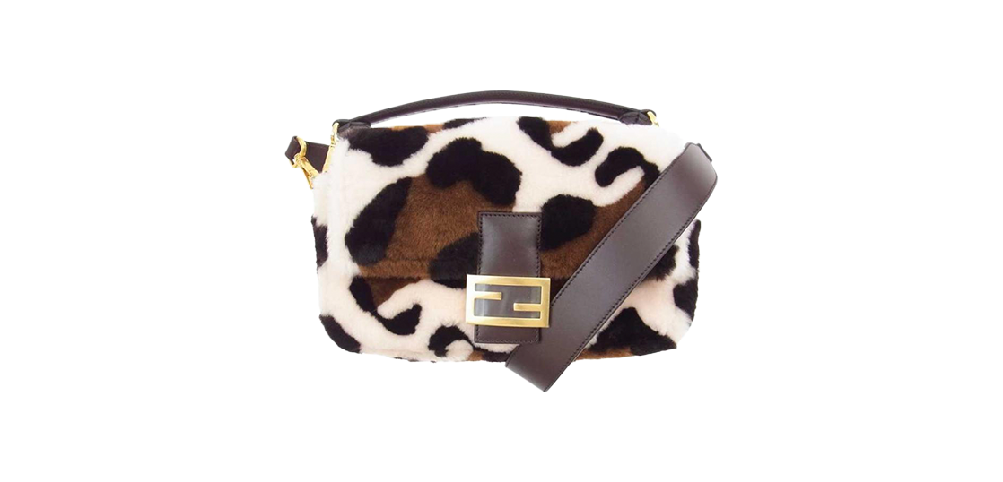 ショルダーバッグ・ポシェット FENDI SS25 (8BR600 AT0SF0EMR) FENDI Shoulder Bag Zucca Baguette Antonio Lopez Medium