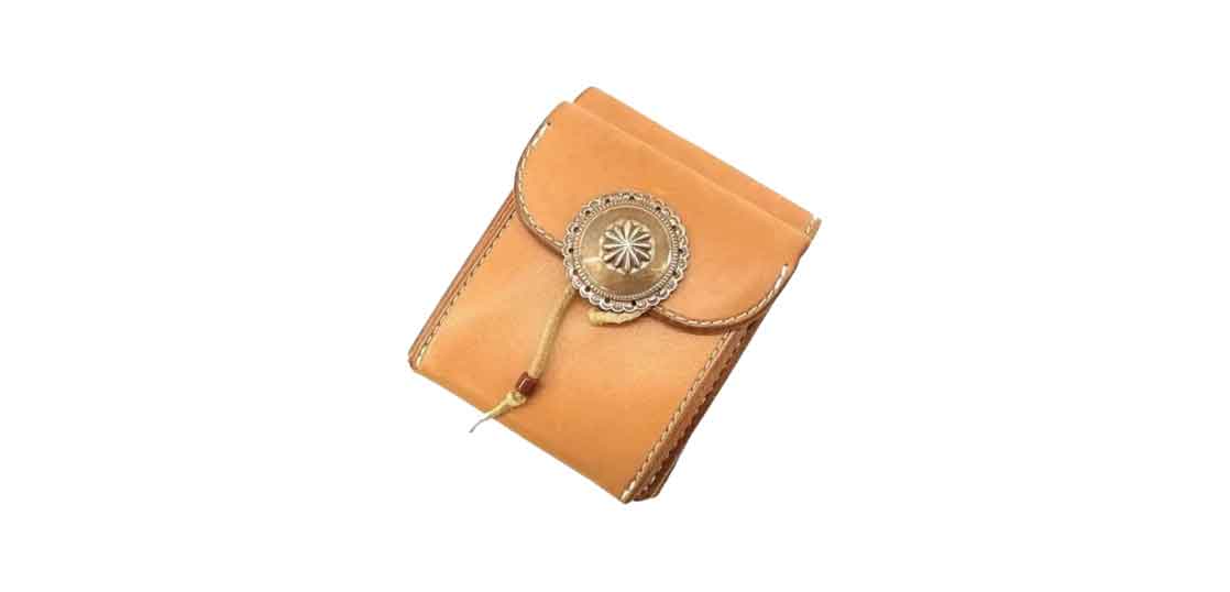 ゴローズ フラワーコンチョ 2つ折り財布 買取実績