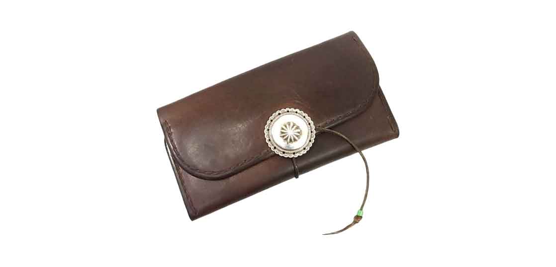 ゴローズ フラワーコンチョ 3つ折り長財布 買取実績