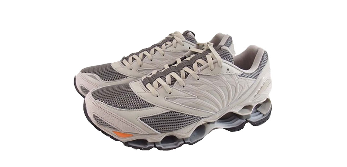 グラフペーパー 20AW ×ミズノ ウェーブ プロフィシー スニーカー 買取実績