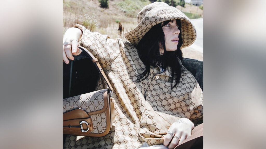 グッチからビリー・アイリッシュとの新作コラボバッグ「グッチ ホースビット 1955」が登場！買取価格も公開中　アイキャッチ画像