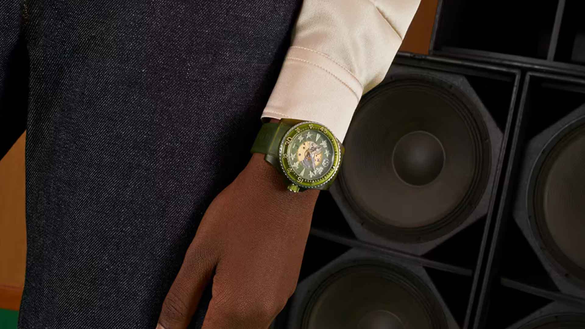 グッチの腕時計「グッチ ダイヴ」にラバー風素材のスポーティーな新作が登場！｜ブランド買取専門店LIFE