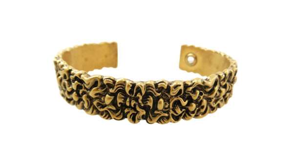 グッチ ライオン たてがみモチーフ バングル 買取実績