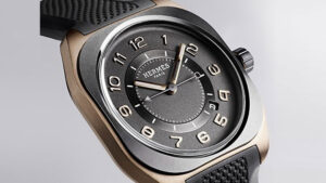 エルメスの新作メンズ腕時計「エルメス H08」をご紹介！買取価格も公開中　アイキャッチ画像