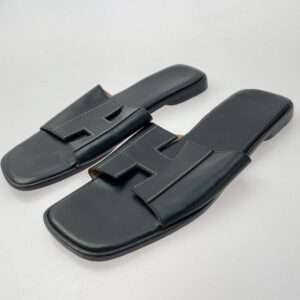 エルメス Hロゴ スクエアトゥ レザー サンダル 買取実績