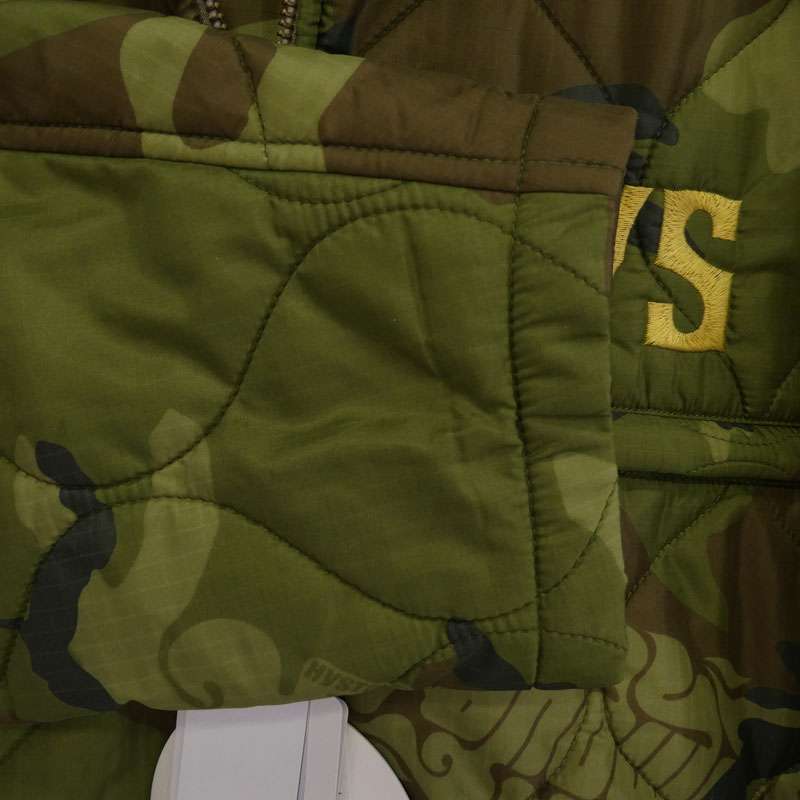 ヒステリックグラマー 25AW 02253AB08 GUITAR GIRL MICHIGAN刺繍 ギターガール ミシガン カモフラ キルティング ジャケット 買取実績 画像