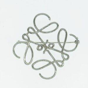 ロエベ ANAGRAM PALADIO アナグラム シルバー ブローチ 買取実績