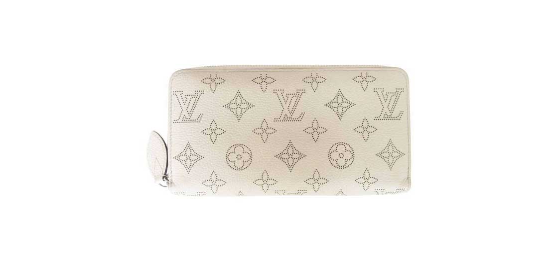 ルイヴィトン マヒナ M68670 モノグラム ジッピー ウォレット 長財布 買取実績