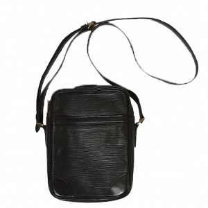 ルイヴィトン エピ ダヌーブ M45632 MI872 レディース ショルダーバッグ 買取実績