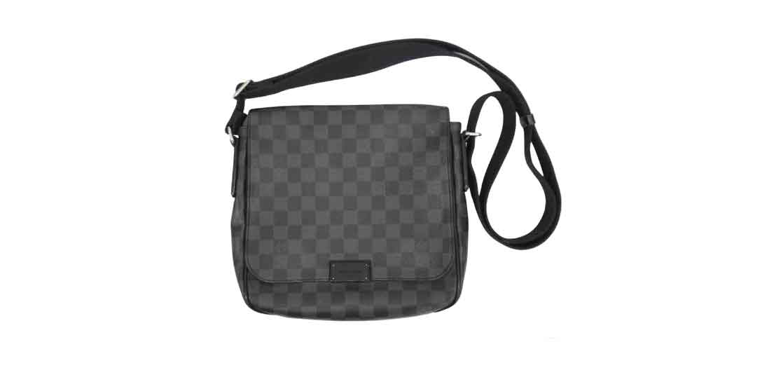 ルイヴィトン N41260 ダミエグラフィット ディストリクトPM 買取実績