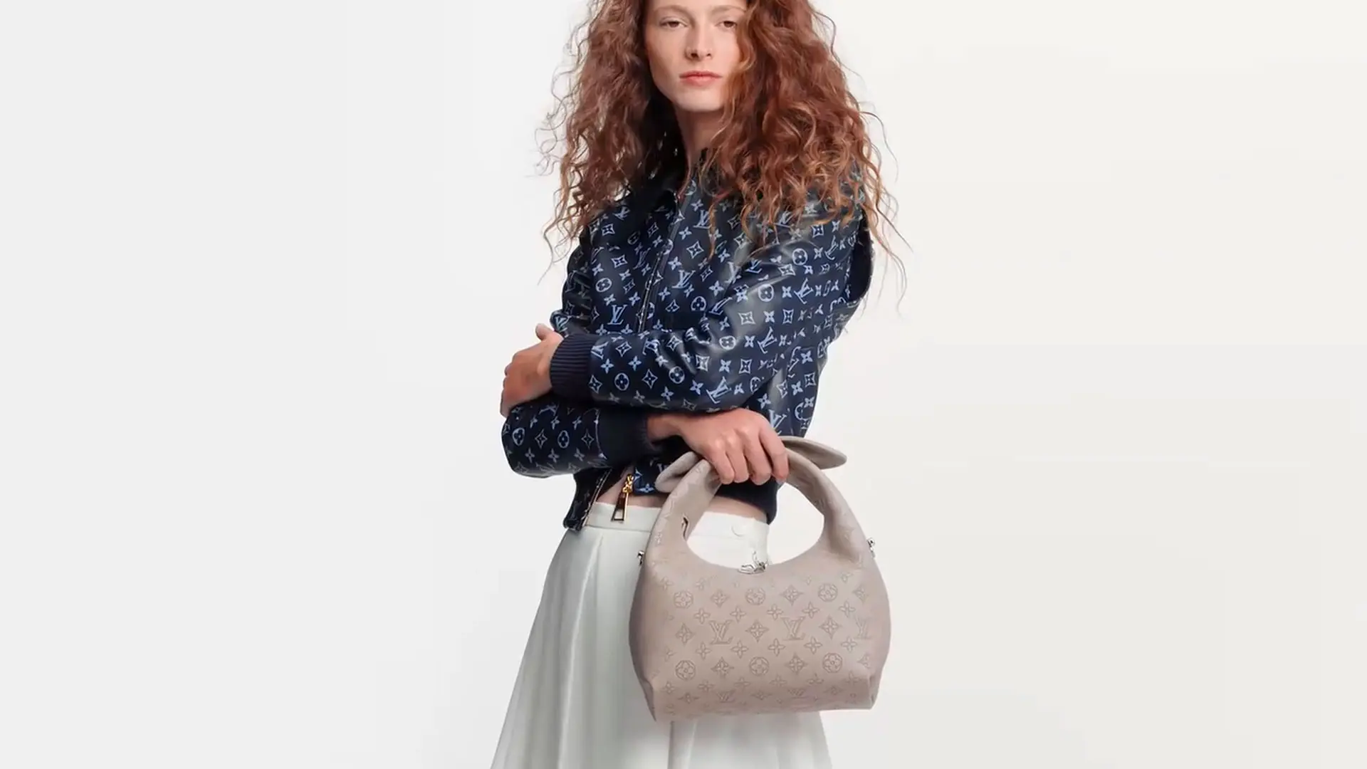 LOUIS VUITTON エシャルプ ネバーフリーズ シャーリング ルイヴィトンから新作マフラーが登場！寒い冬にぴったりなアイテムをご