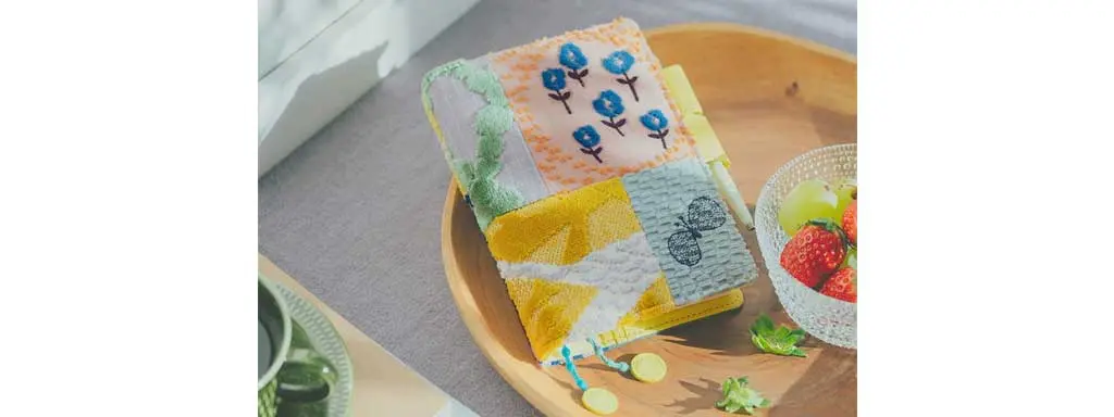 ミナペルホネンから「ほぼ日手帳2023」が発売！人気シリーズをご紹介