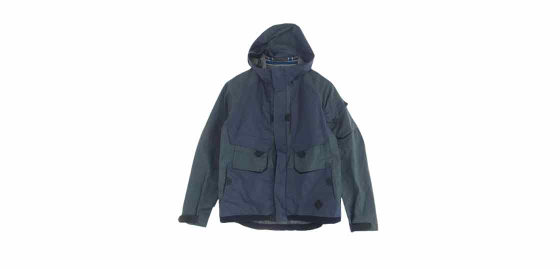 モンクレール W × ホワイトマウンテニアリング 141-09H-41009-35 PUKU 買取実績