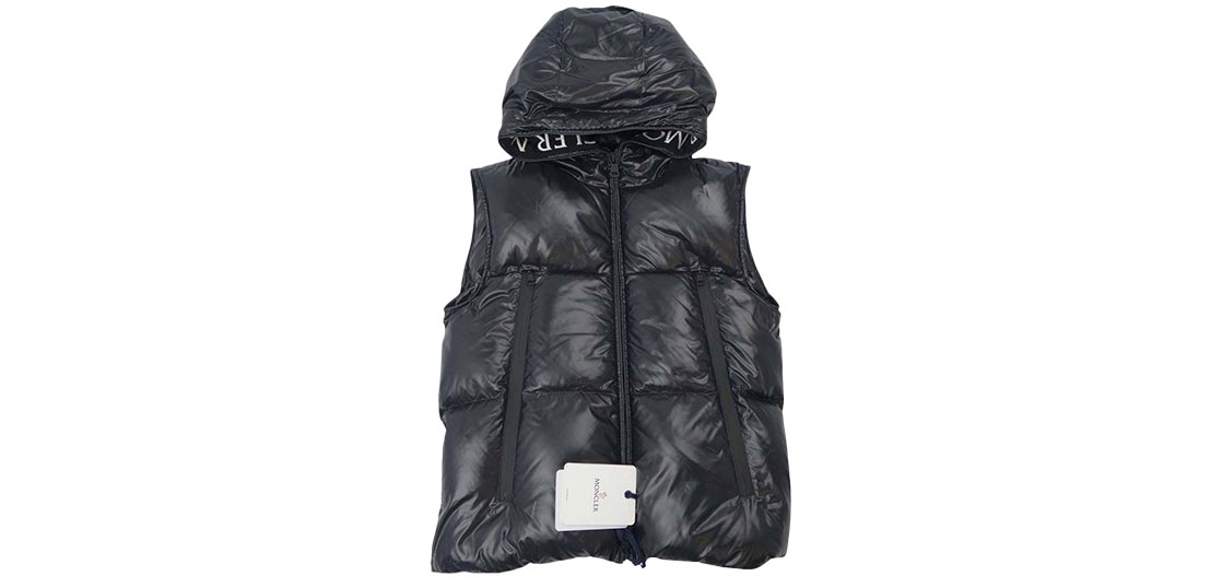 モンクレール F20911A51C0068950 AGNEAUX GILET ナイロン ダウンベスト 買取実績