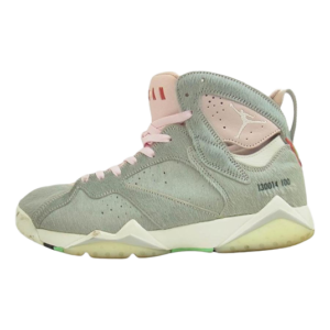 ナイキ エアジョーダン7 レトロ SE CT8528-002 買取実績