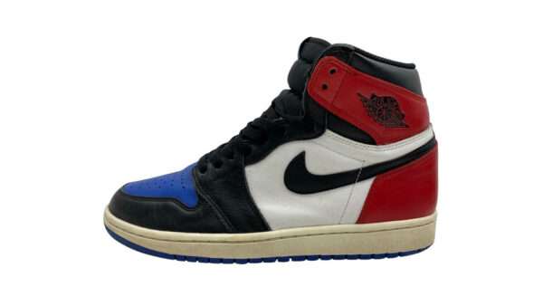ナイキ 555088-026 Air Jordan 1 Retro High Top 3 買取実績