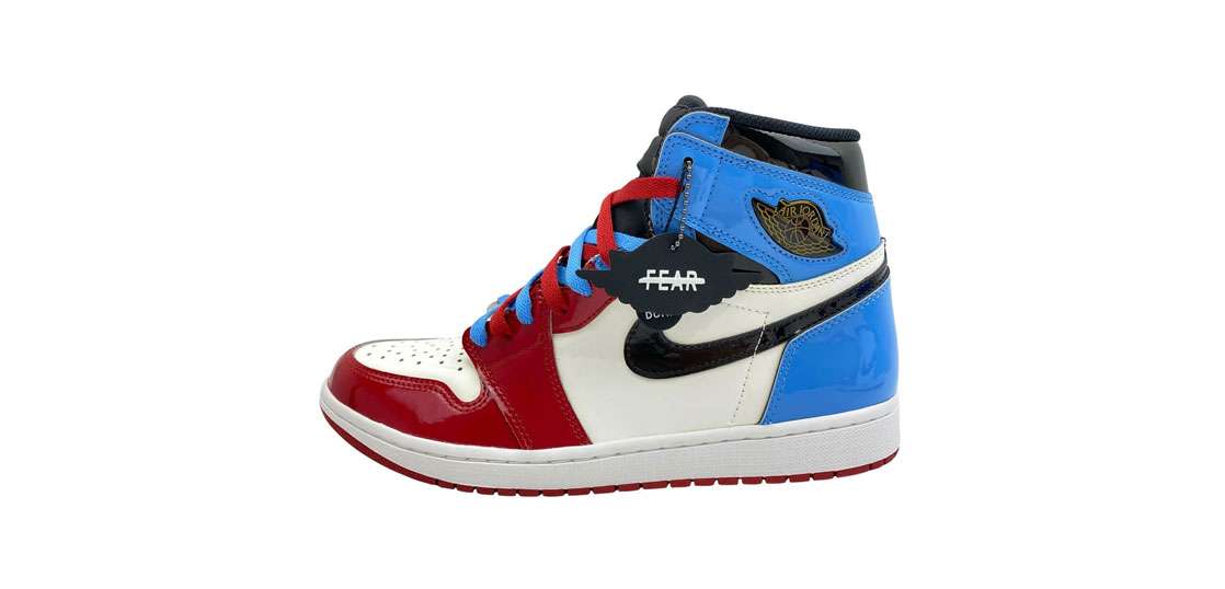ナイキ CK5666-100 Air Jordan 1 High OG Fearless 買取実績