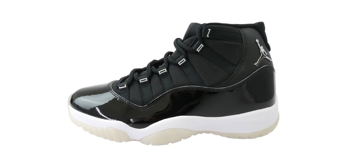 ナイキ CT8012-011 AIR JORDAN 11 RETRO JUBILEE 買取実績