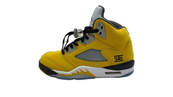 ナイキ IO3372-700 Air Jordan 5 Retro Tokyo 23 買取実績
