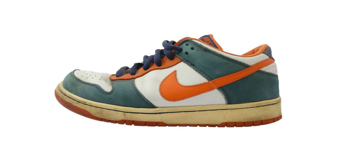 ナイキ 304292-184 SB Dunk Low Broncos 買取実績