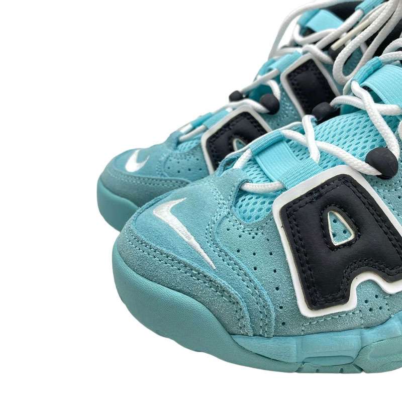 ナイキ CD0180-200 AIR MORE UPTEMPO GS エア モア アップテンポ モアテン スニーカー 買取実績 画像