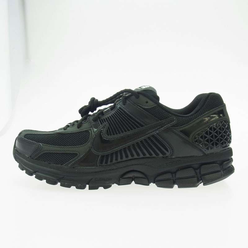 ナイキ FZ3313-001 Dover Street Market ドーバーストリートマーケット ZOOM VOMERO 5 ズームボメロ ローカット スニーカー 買取実績 画像
