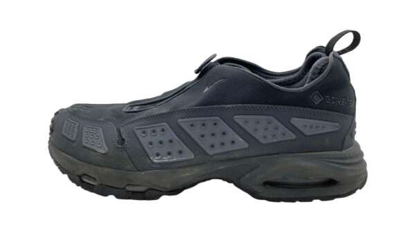 ナイキ FZ4238-001 Air Max SNDR GORE-TEX and Dark Smoke Grey フェイクバスターズ鑑定済 買取実績