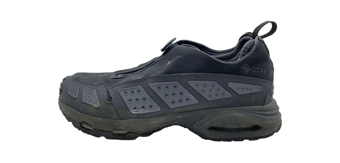 ナイキ FZ4238-001 Air Max SNDR GORE-TEX and Dark Smoke Grey フェイクバスターズ鑑定済 買取実績