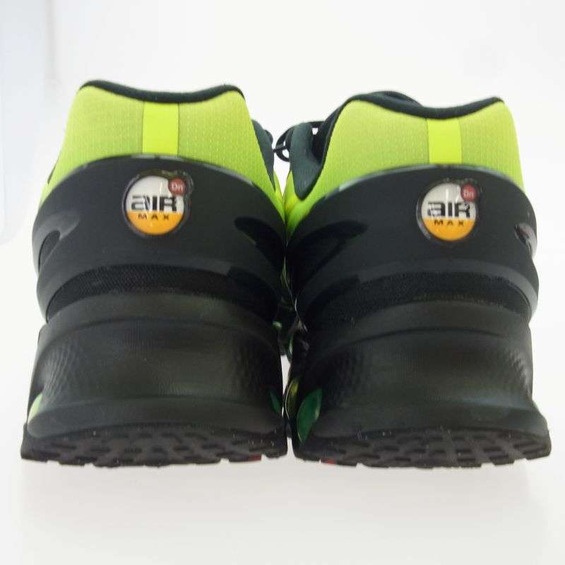 ナイキ HQ4681-010 Air Max DN8 Black Green Strike Volt Black エアマックス スニーカー 買取実績 画像