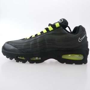 ナイキ IM8063-010 AIR MAX 95 BIG BUBBLE SE 買取実績