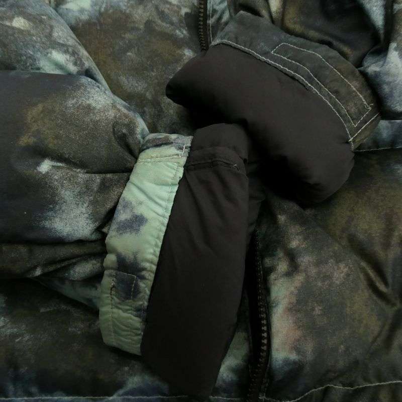 ノースフェイス NF0A5IX4 PRINTED 1996 RETRO NUPTSE JACKET デザインプリント ヌプシ ダウンジャケット 買取実績 画像