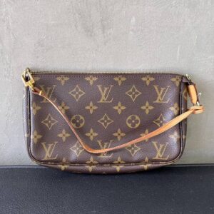 ルイヴィトン M51980 モノグラム ポシェットアクセソワール バッグ   買取実績