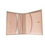 プラダ サフィアーノ レザー ウォレット 画像