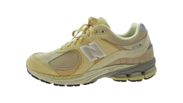 オーラリー M2002RE1 New Balance 2002R Yellow Beige 買取実績