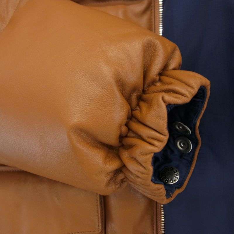 アベイシングエイプ 23AW 001DNJ801006M レザー クラシック ダウンジャケット 買取実績 画像