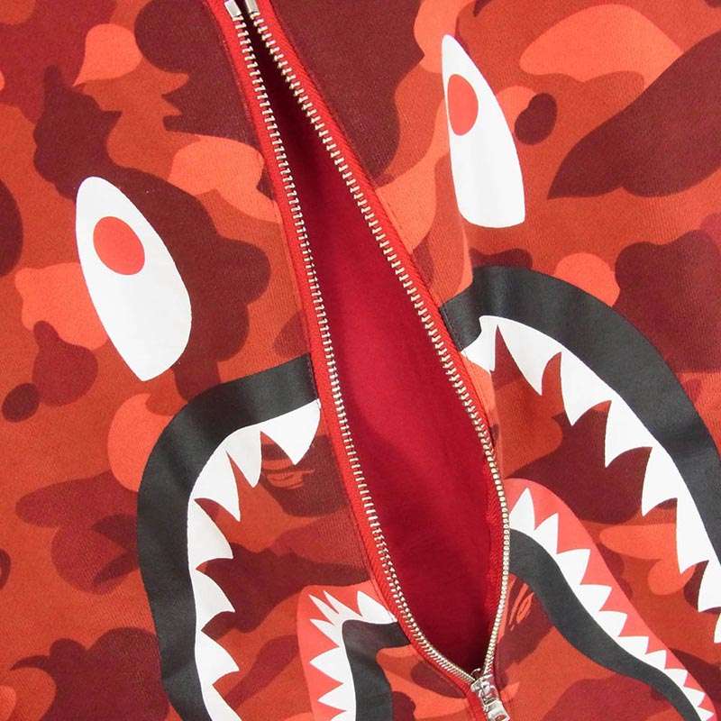 アベイシングエイプ Color Camo Shark Crew Sweatshirt ZIP カラーカモ シャークプリント カモフラ クルーネック スウェット フロント リアル ジップ ポケット 買取実績 画像