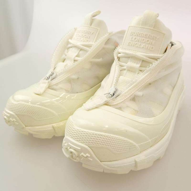 バーバリー 8021161 LOW TOP SNEAKERS スニーカー 買取実績 画像