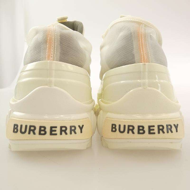 バーバリー 8021161 LOW TOP SNEAKERS スニーカー 買取実績 画像